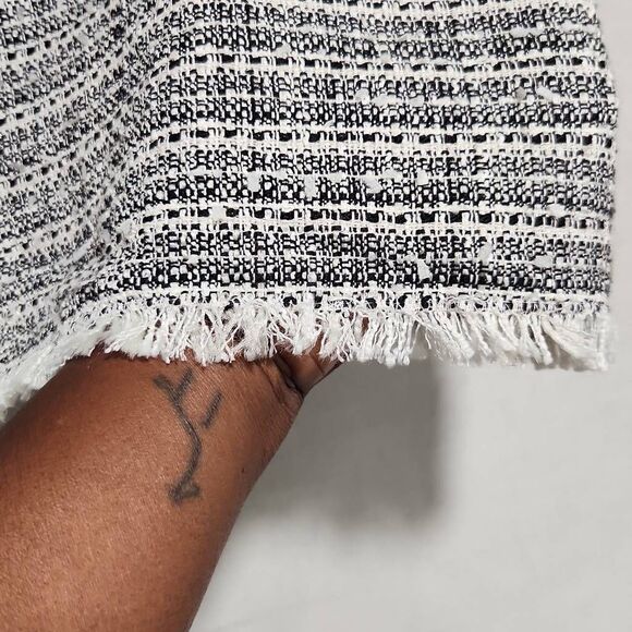 LOFT Women's Size 10 Gray A Line Knee Length Tweed Knit Skirt Fringe - Picture 3 of 10